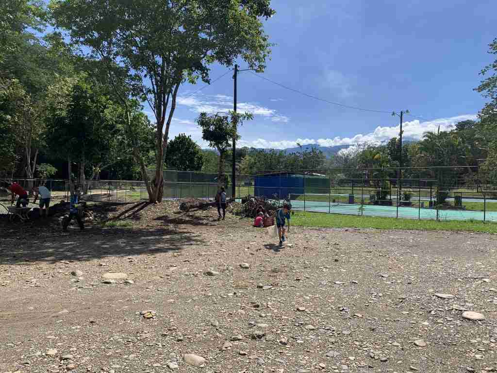 ADENAPEZ siembra más de 225 árboles 54 IMG 0750