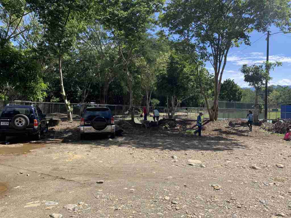 ADENAPEZ siembra más de 225 árboles 53 IMG 0751