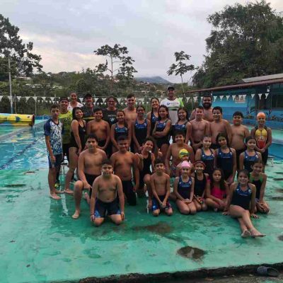 Equipo ADENAPEZ de Natación